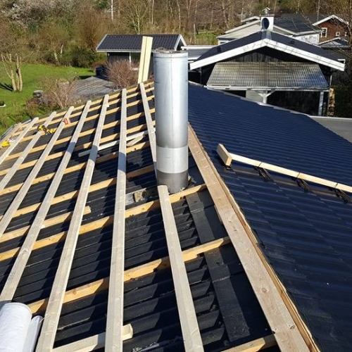 Villa i Holbæk med professionel tagrenovering og langtidsholdbare materialer